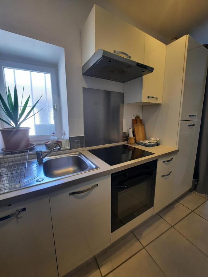 Agreable Appartement T2 Proche Centre Nîmes Zewnętrze zdjęcie