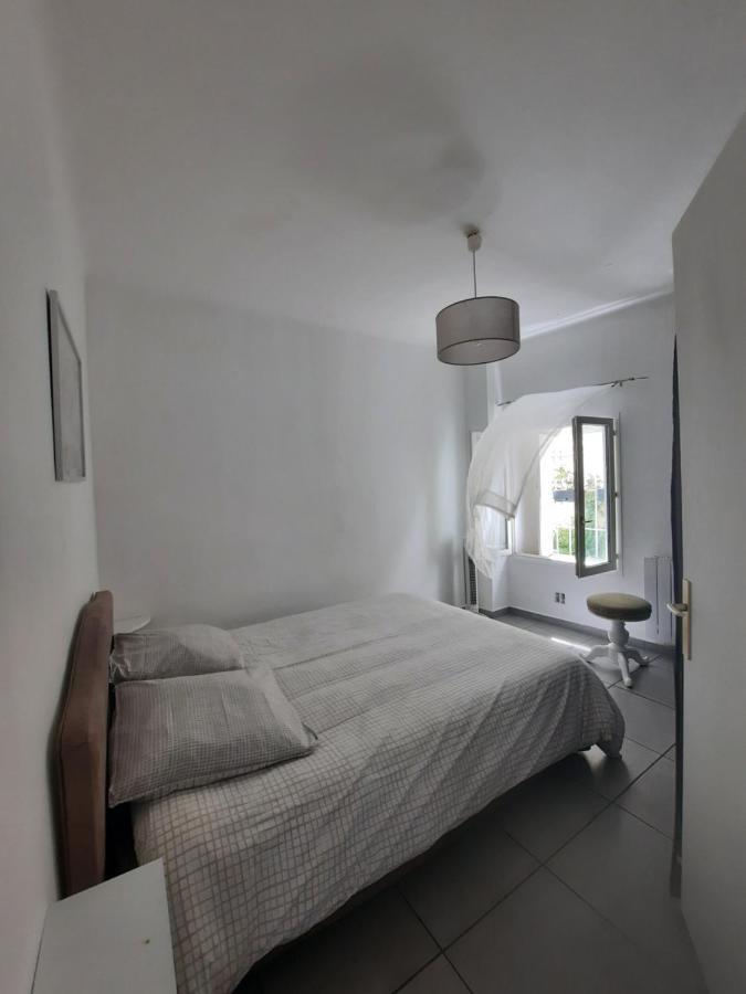Agreable Appartement T2 Proche Centre Nîmes Zewnętrze zdjęcie