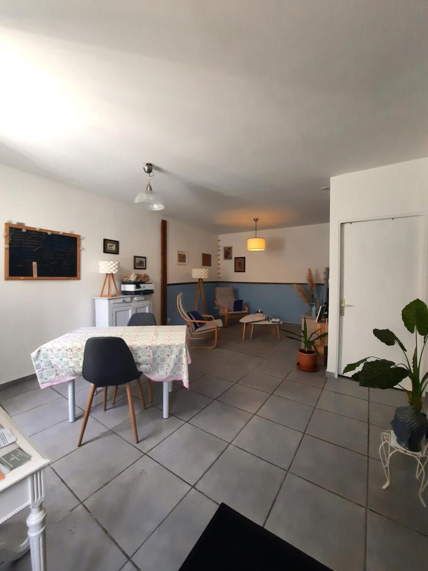 Agreable Appartement T2 Proche Centre Nîmes Zewnętrze zdjęcie