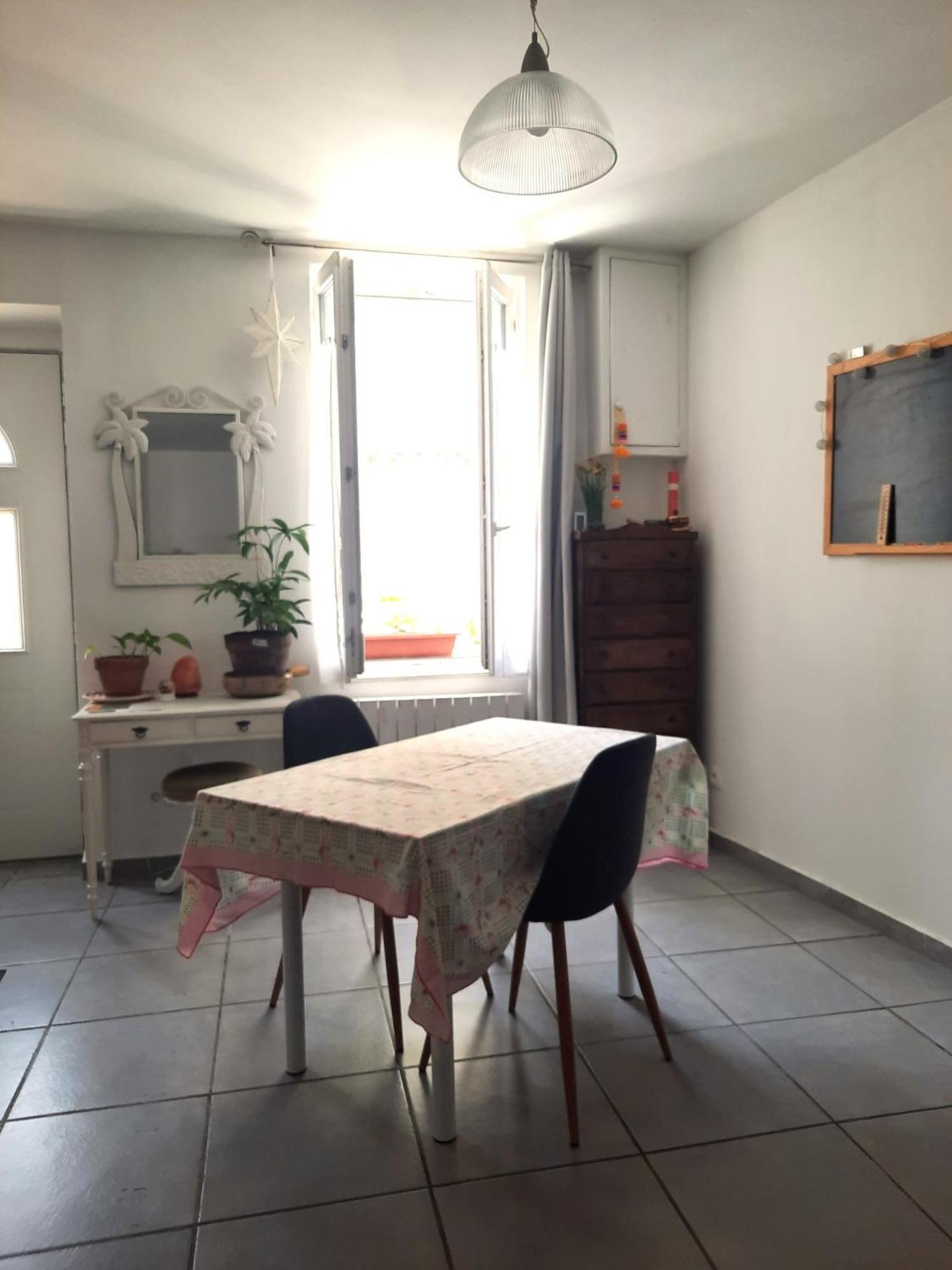 Agreable Appartement T2 Proche Centre Nîmes Zewnętrze zdjęcie